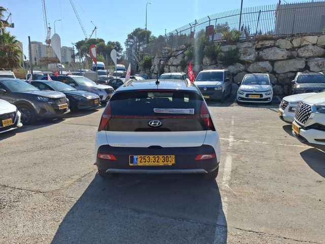 יונדאי באיון