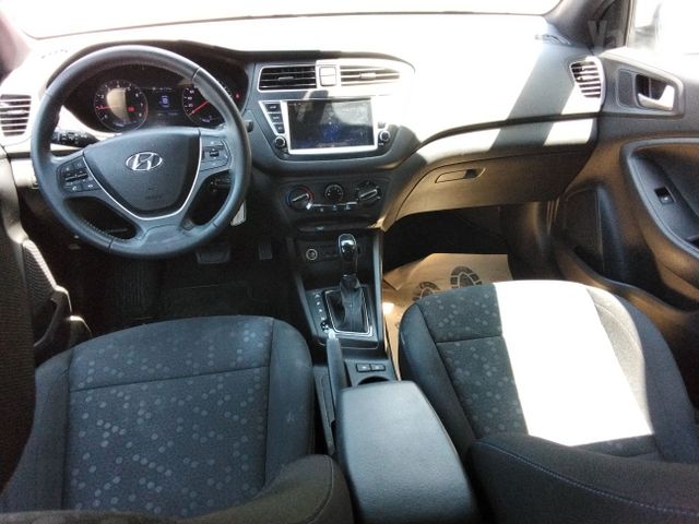 יונדאי i20