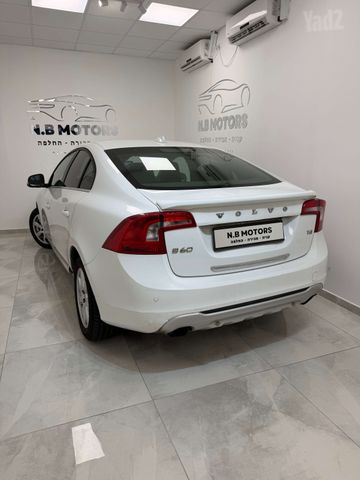 וולוו S60