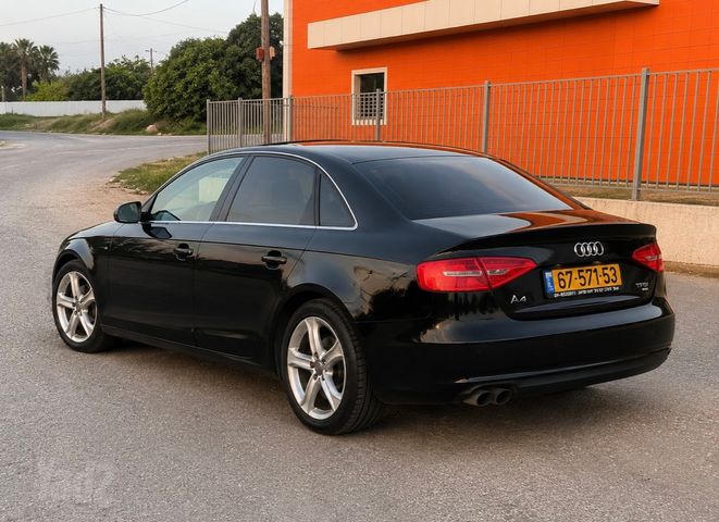 אאודי A4