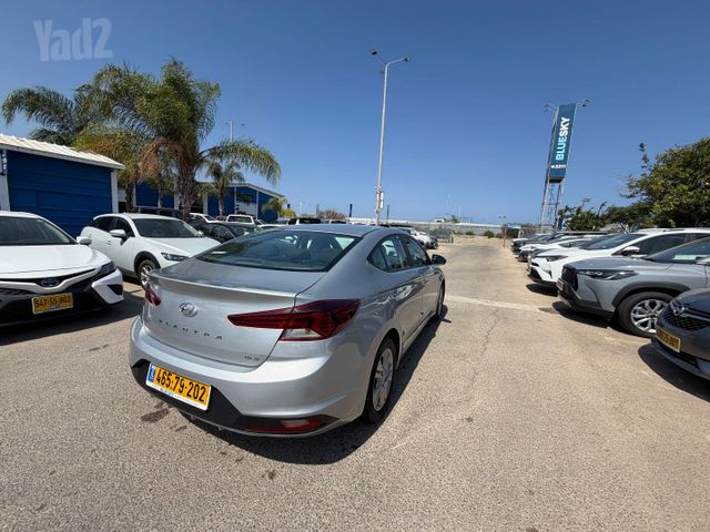 יונדאי אלנטרה