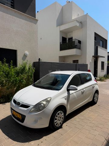 מודעת רכב יונדאי i20