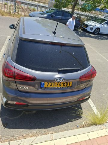 יונדאי i20