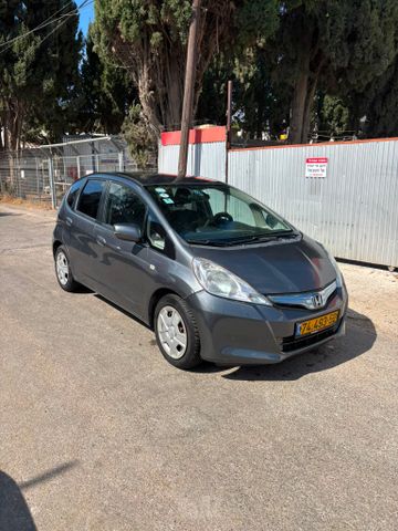 מודעת רכב הונדה ג'אז