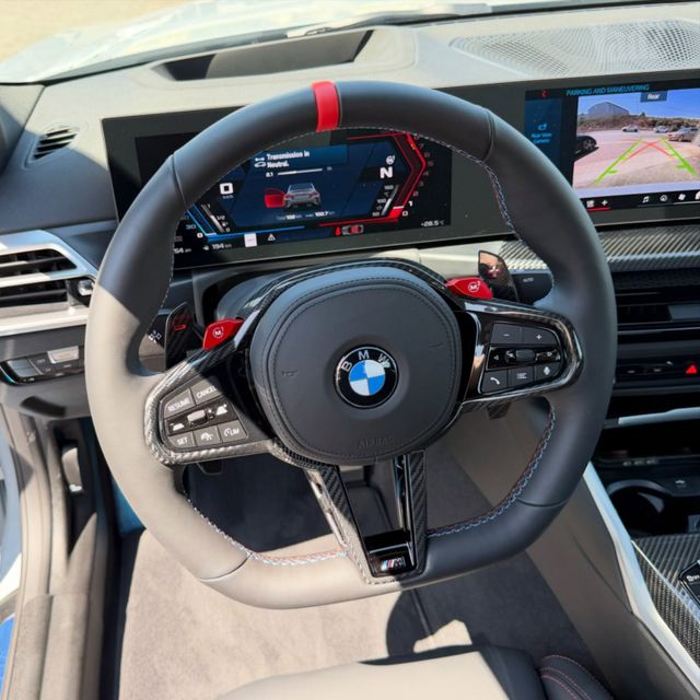 ב מ וו M2