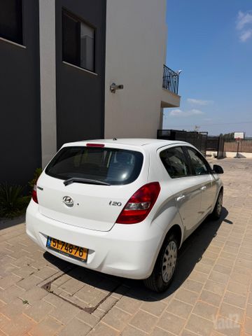 יונדאי i20