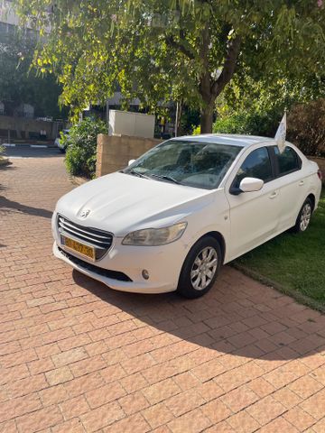 מודעת רכב פיג'ו 301