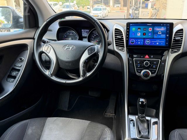 יונדאי i30