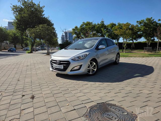 יונדאי i30