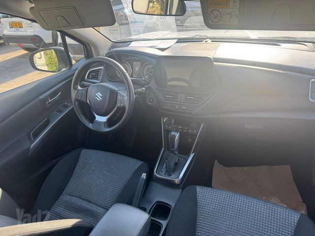 סוזוקי S-Cross