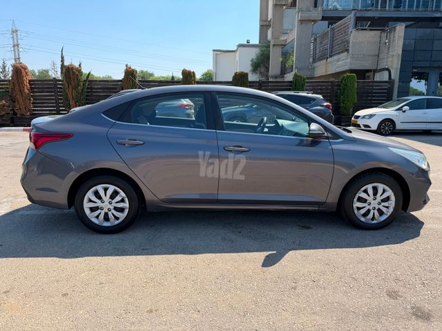 יונדאי אקסנט i25