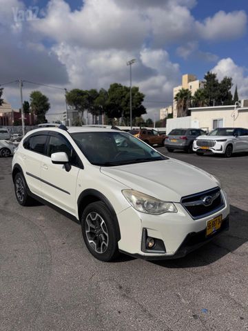 מודעת רכב סובארו XV