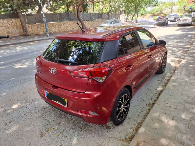 יונדאי i20
