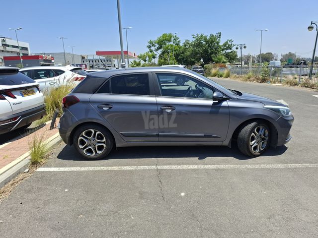 יונדאי i20