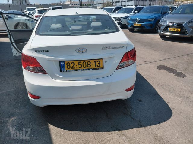 יונדאי אקסנט i25