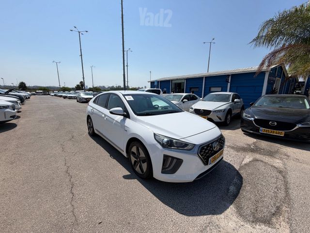 יונדאי איוניק