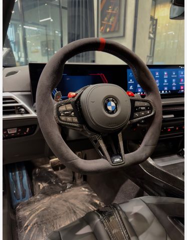 ב מ וו M2