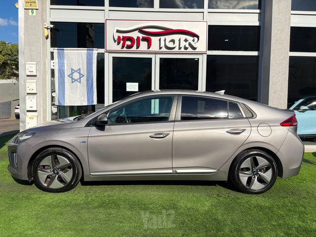 יונדאי איוניק
