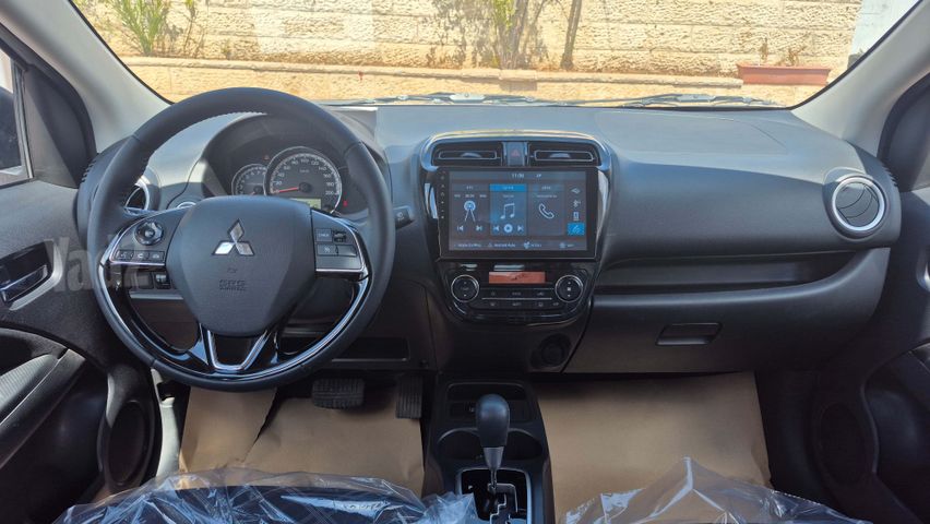 מיצובישי ספייס סטאר