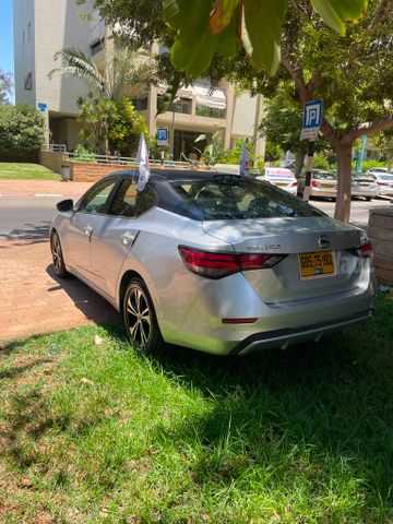 ניסאן סנטרה