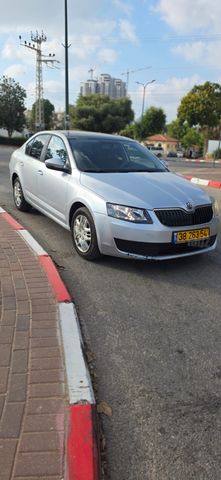 סקודה אוקטביה