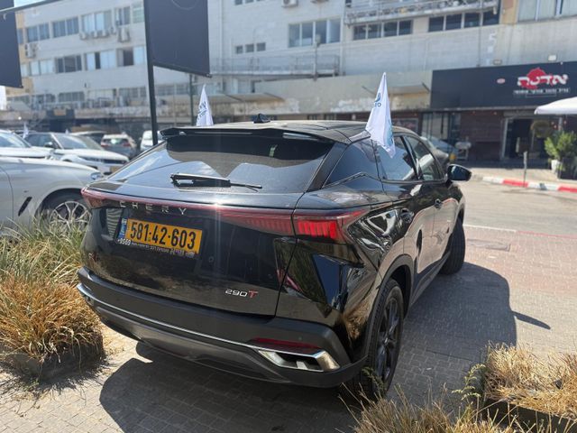 צ׳רי FX