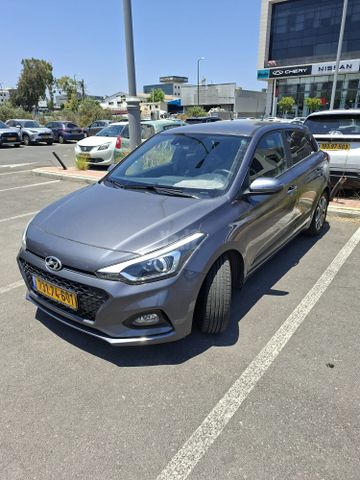 מודעת רכב יונדאי i20