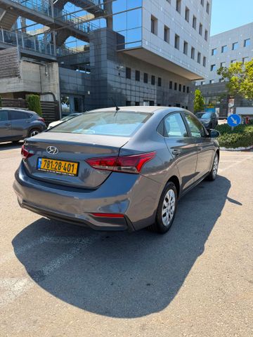 יונדאי אקסנט i25