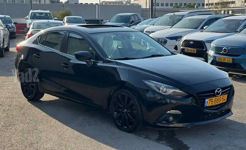 מודעת רכב מאזדה 3