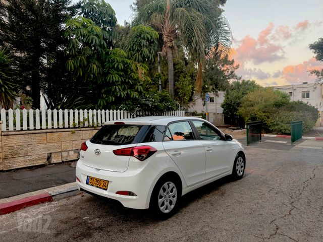 יונדאי i20