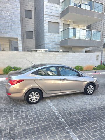 יונדאי אקסנט i25