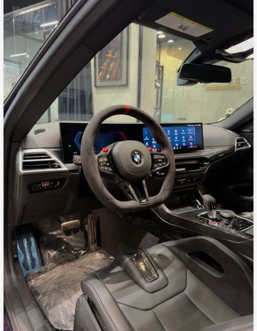ב מ וו M2