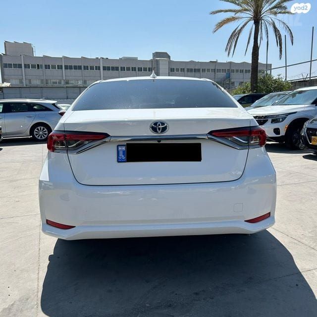 טויוטה קורולה