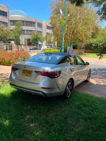 ניסאן סנטרה