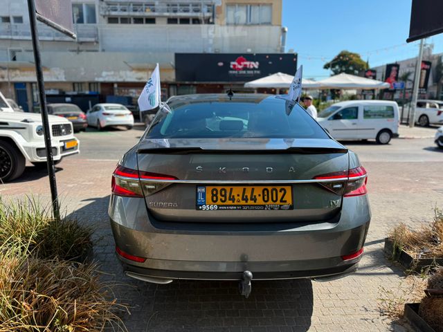 סקודה סופרב