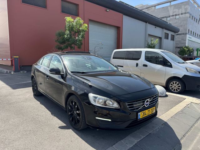 וולוו S60