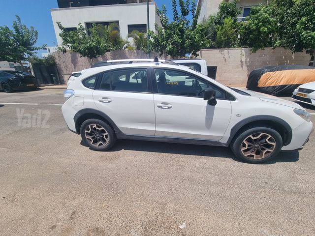 סובארו XV