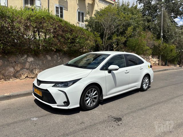 מודעת רכב טויוטה קורולה