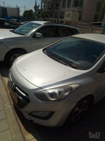יונדאי i30