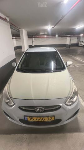 יונדאי אקסנט i25