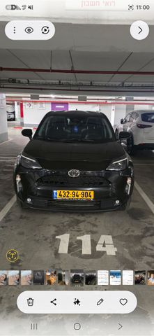 טויוטה יאריס קרוס