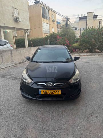 יונדאי אקסנט i25