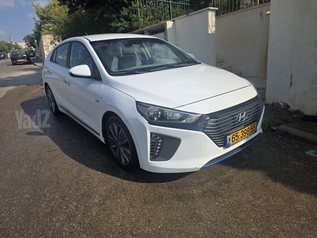 יונדאי איוניק