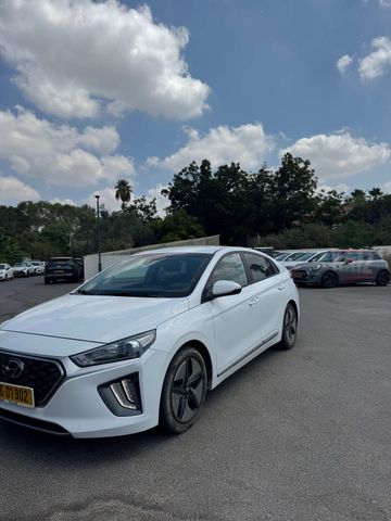 יונדאי איוניק