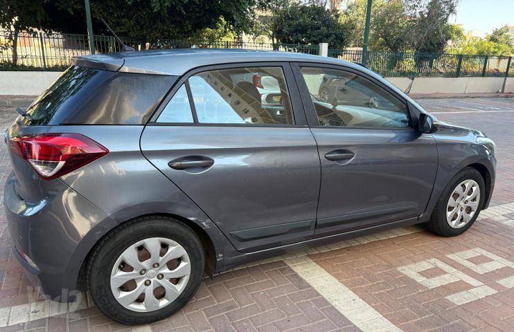מודעת רכב יונדאי i20