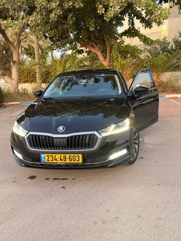 סקודה אוקטביה