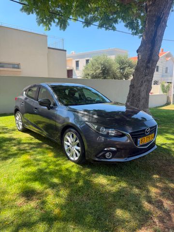 מאזדה 3