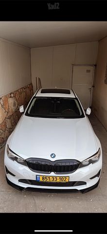 מודעת רכב ב מ וו סדרה 3