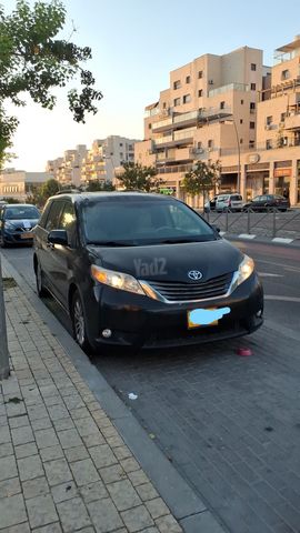 טויוטה סיינה
