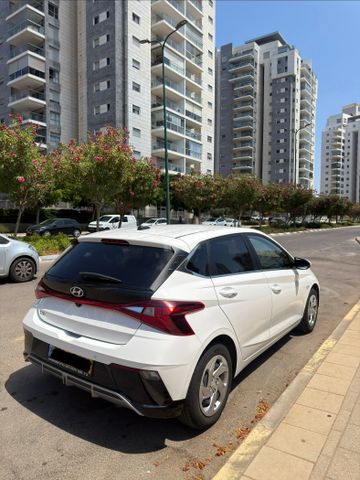 יונדאי i20